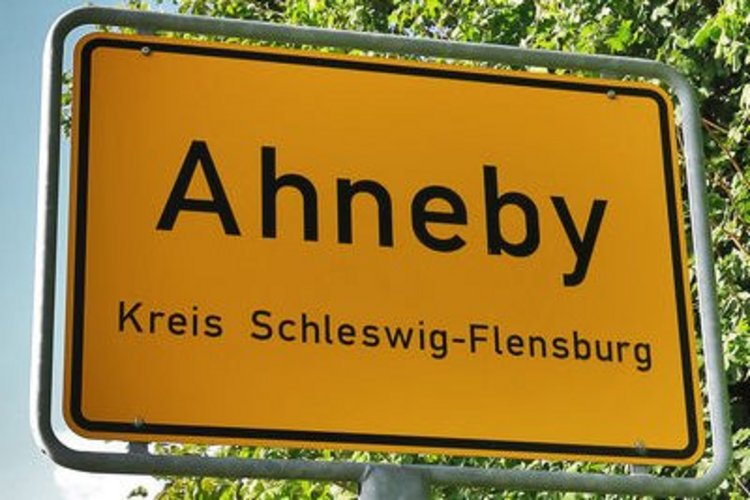 Ortsschild Ahneby